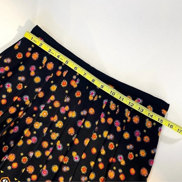 & Other Stories Koi Fish Skirt - Picture 3 of 5
